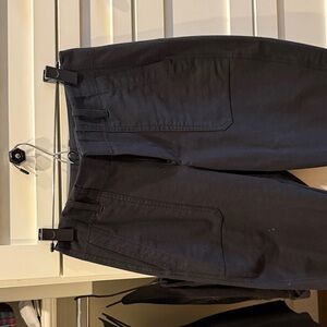 Athleta black barrel Pants
